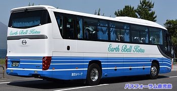 後ろ姿