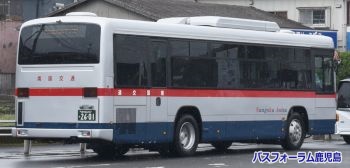 後ろ姿