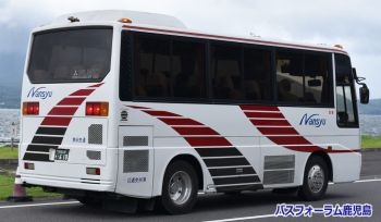 後ろ姿