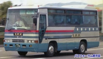 南国小型観光バス
