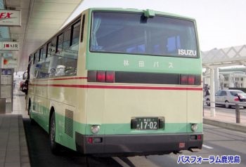 後ろ姿