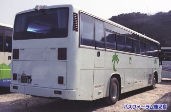 後ろ姿