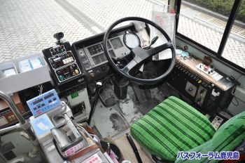 運転席