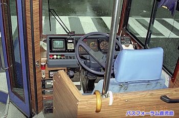 運転席