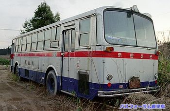 おしゃか後ろ姿